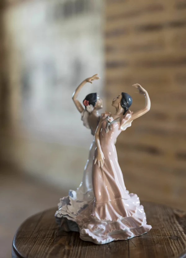 Ole Flamenco Couple Figurine