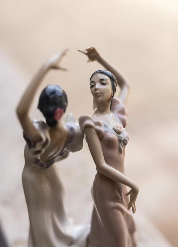Ole Flamenco Couple Figurine