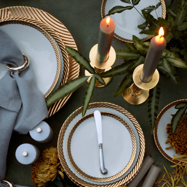 Corde Gold Charger Wide Border