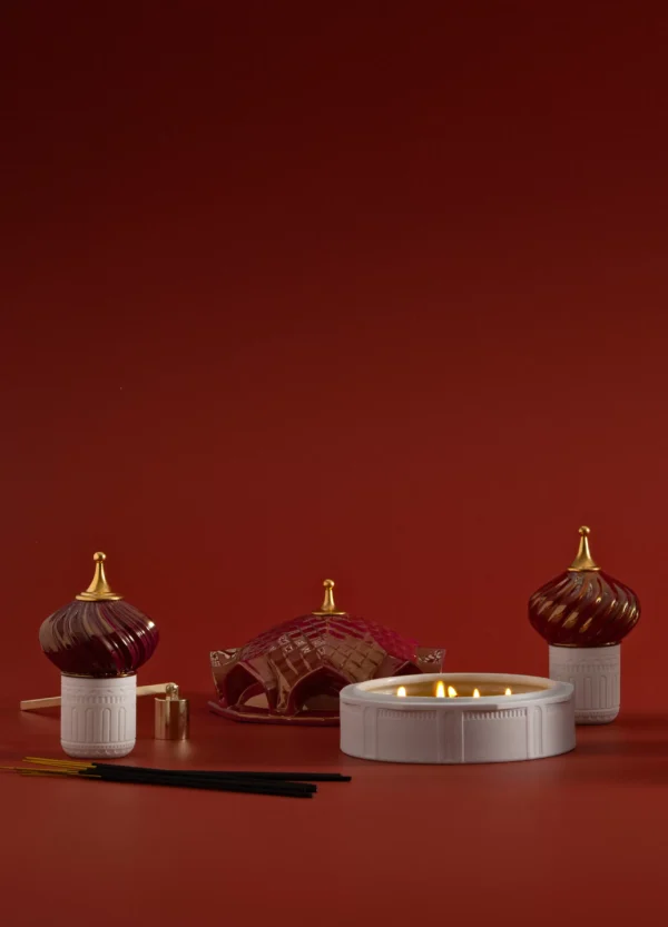 Candy Spire Candle 1001 Lights. Night Approaches Scent