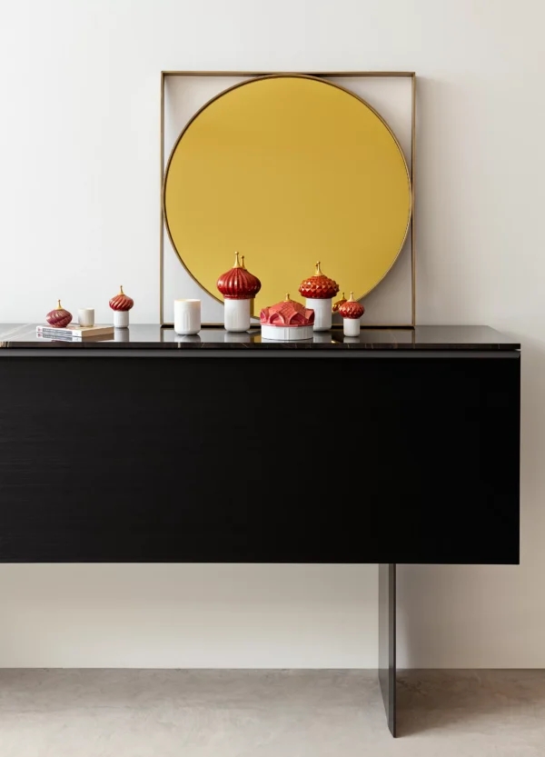 Candy Spire Candle 1001 Lights. Night Approaches Scent