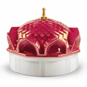 Scheherazade's Quarters Candle 1001 Lights (peony). Night Approaches Scent