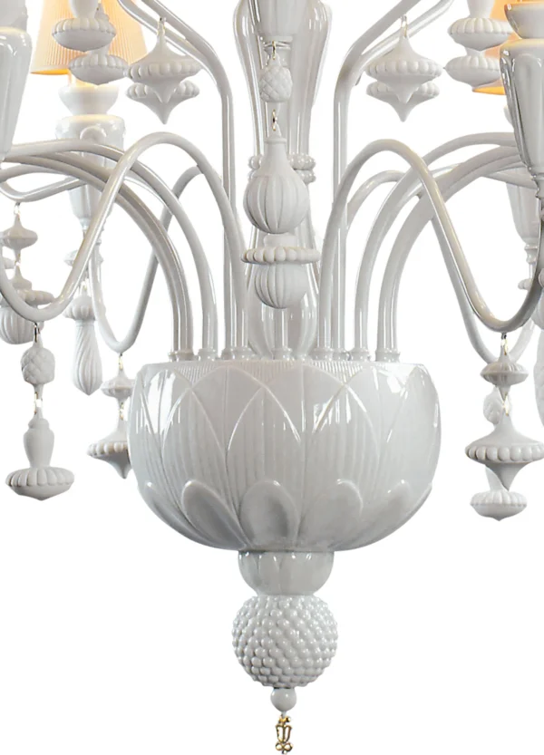 Ivy and Seed 20 Lights Chandelier - Medium Model White