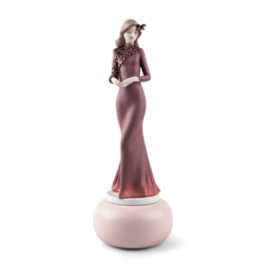 Haute Allure Timeless style Sculpture. Limited Edition