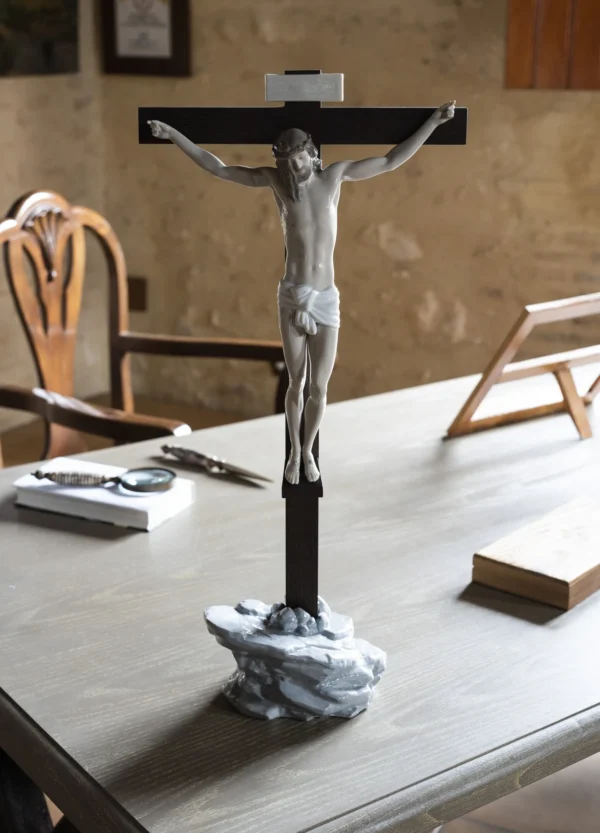 Our Saviour Crucifix Figurine Tabletop