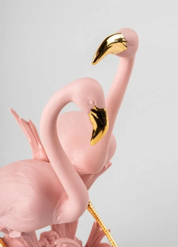 The Flamingos Sculpture (Pink)