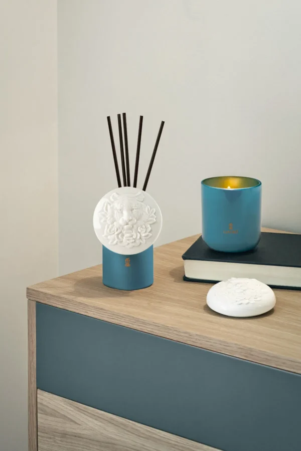 Tiger candle - Moonlight