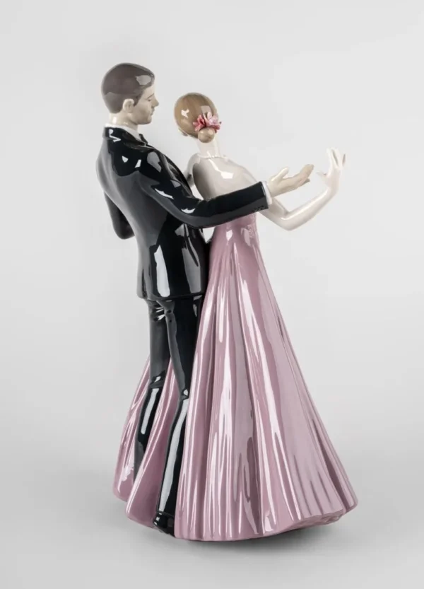 Anniversary waltz Sculpture