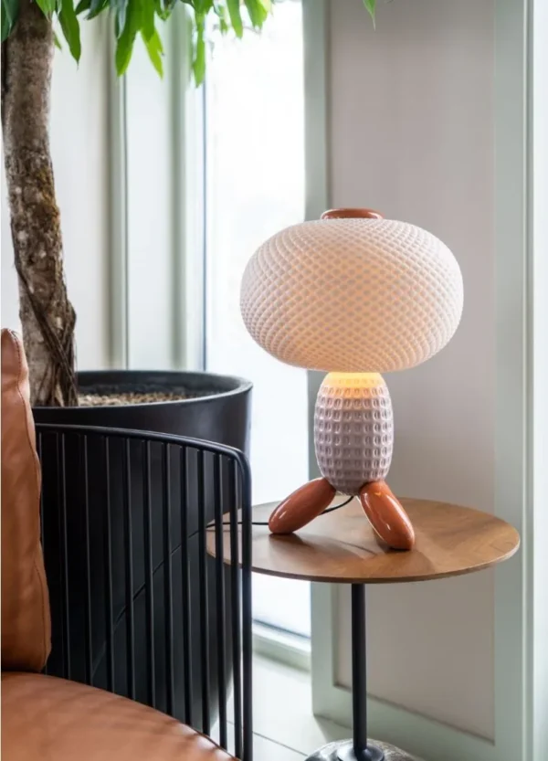 Soft Blown Table lamp. Pink (CE)