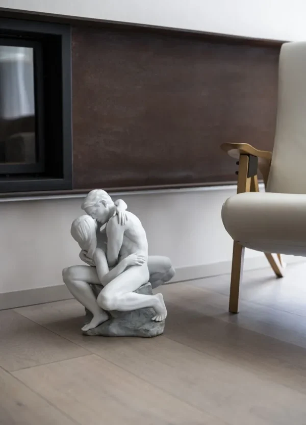 Passionate Kiss Couple Sculpture