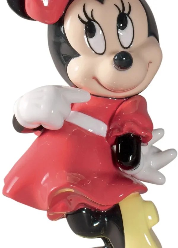 Minnie Mouse Figurine