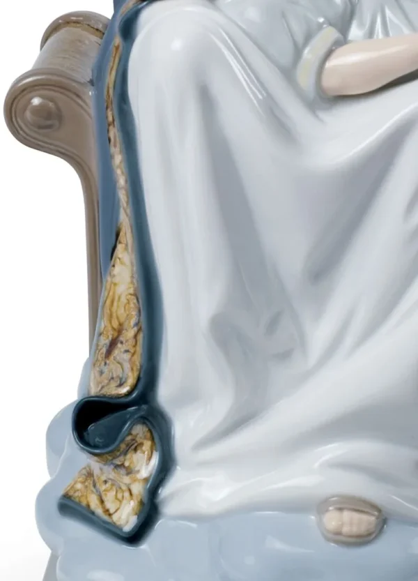 Our Lady of Divine Providence Figurine