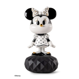 Minnie in black and white Sculpture