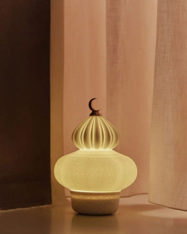 Majestic Nights Wireless Lamp