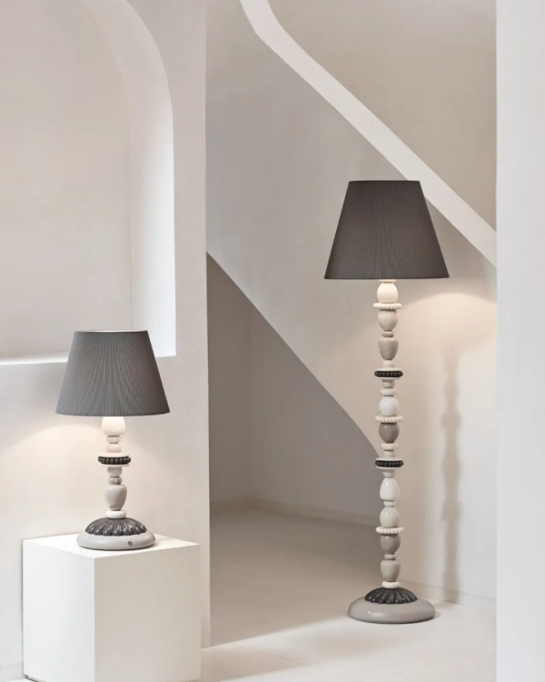 Firefly floor lamp. Pearly (CE)