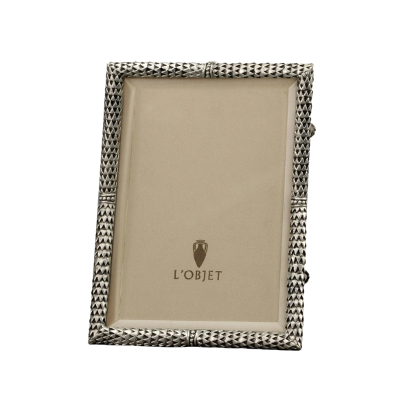 Scales Frame – Platinum 8x10