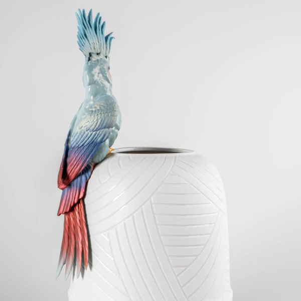 COCKATOO VASE