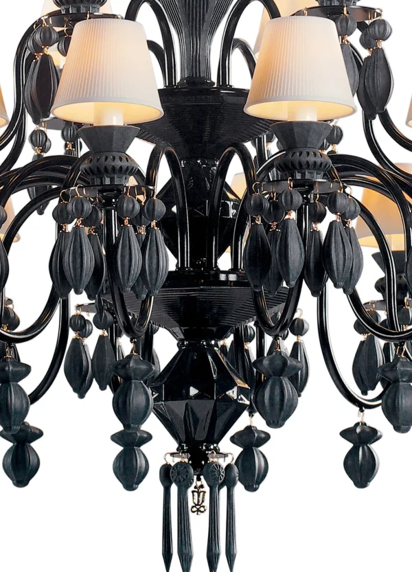 Belle de Nuit 24 Lights Chandelier. Absolute Black (CE/UK/CCC)